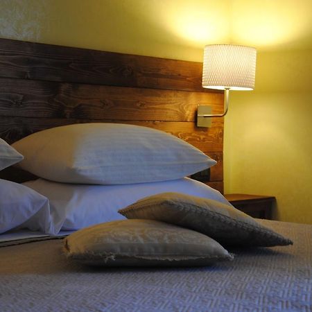 Flower Inn Ciampino Bagian luar foto